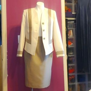 Women's 2pc Skirt Suit